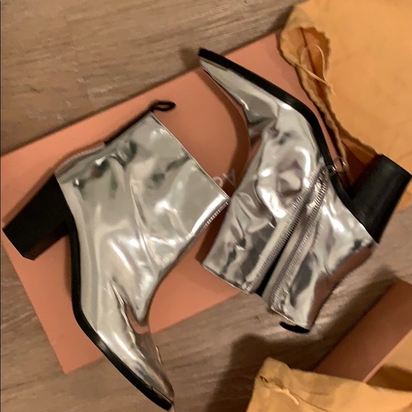 Acne Studios Loma Boots - Picture 1 of 8